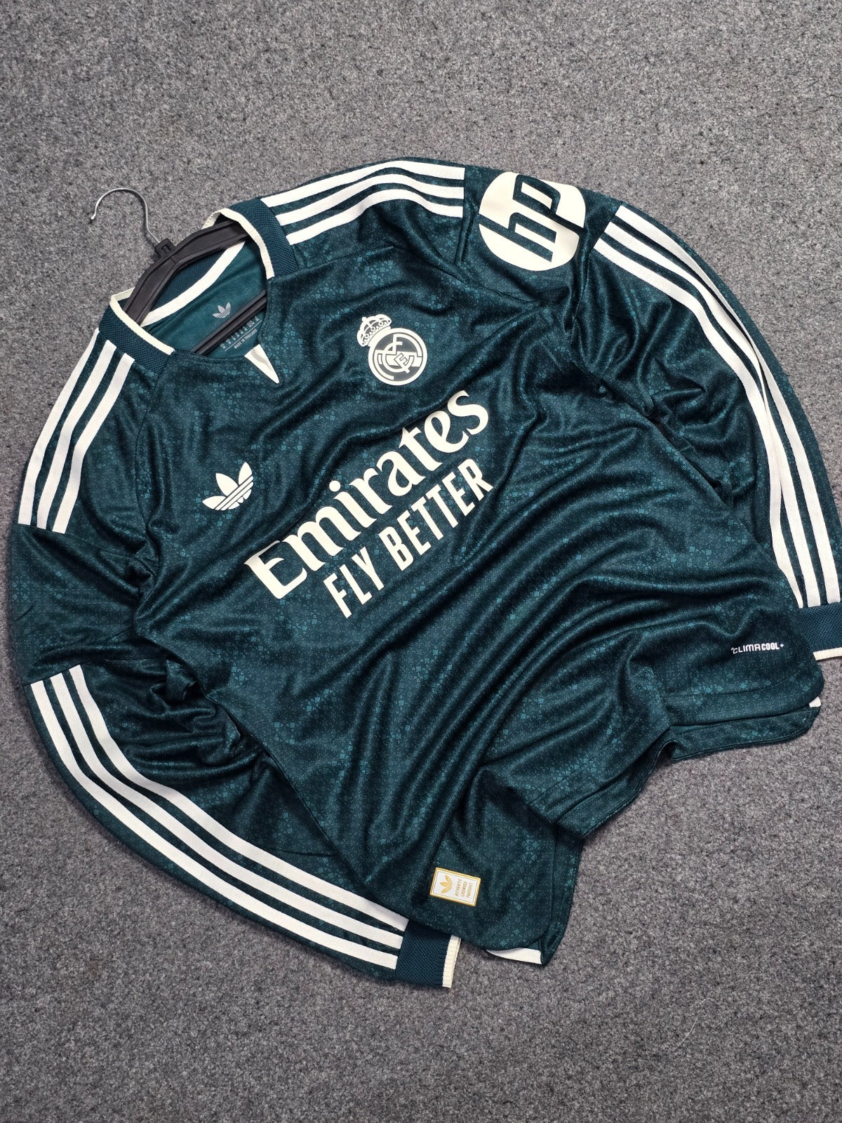 REAL MADRID 2026 AWAY FULL SLEEVE PLAYER VERSION