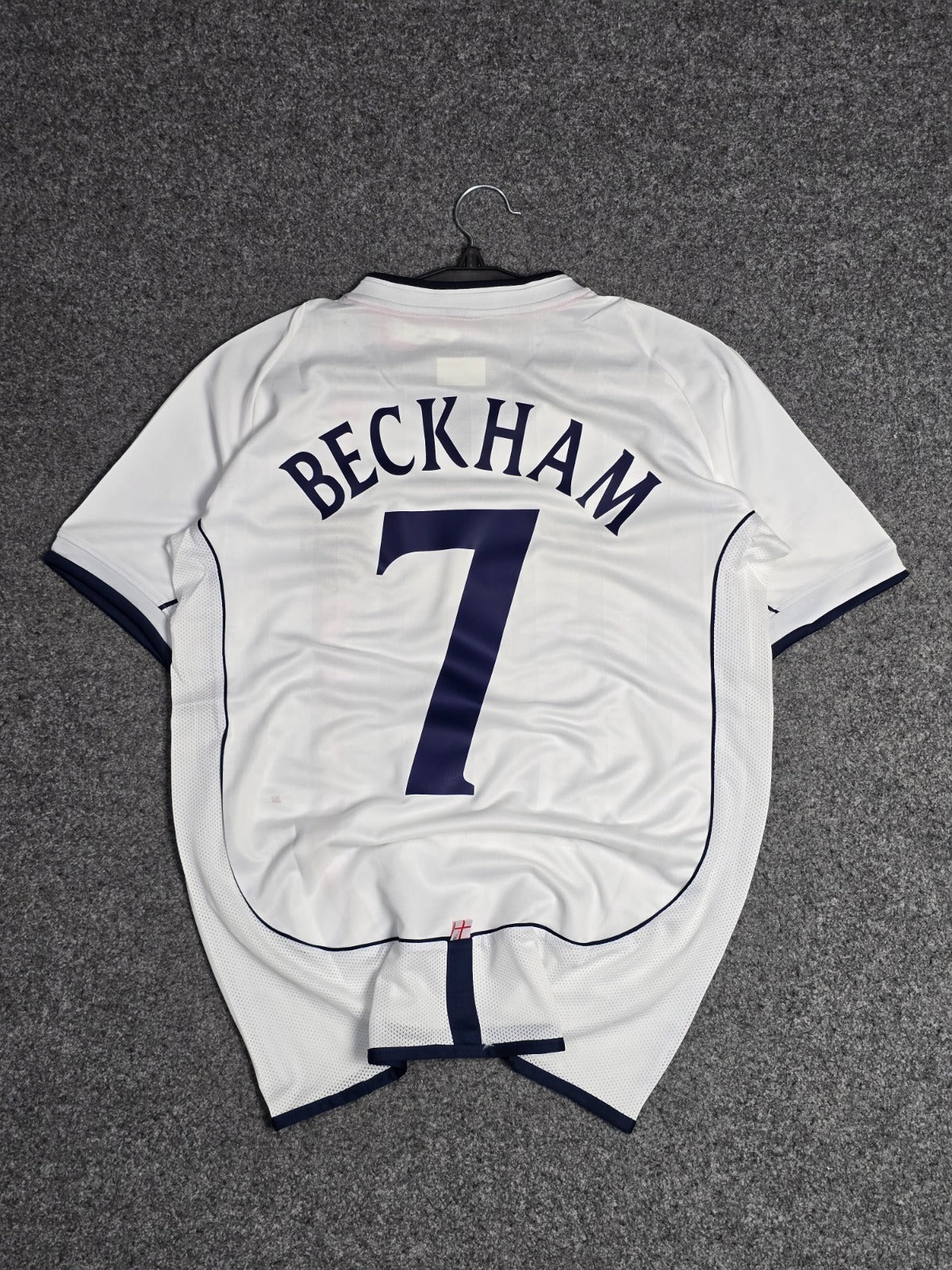 ENGLAND HOME 2002 (BECKHAM)