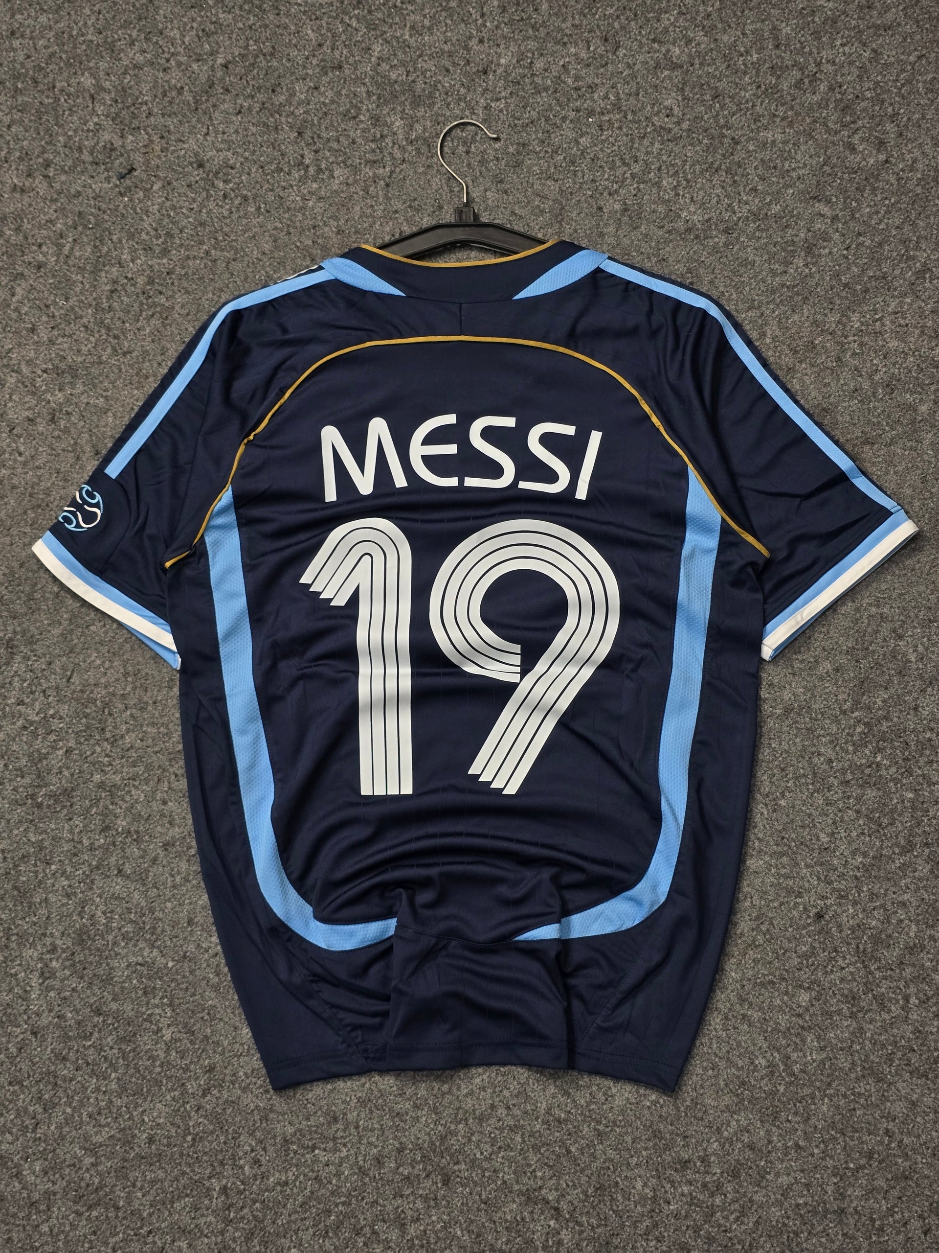 ARGENTINA 2006 (MESSI) AWAY JERSEY