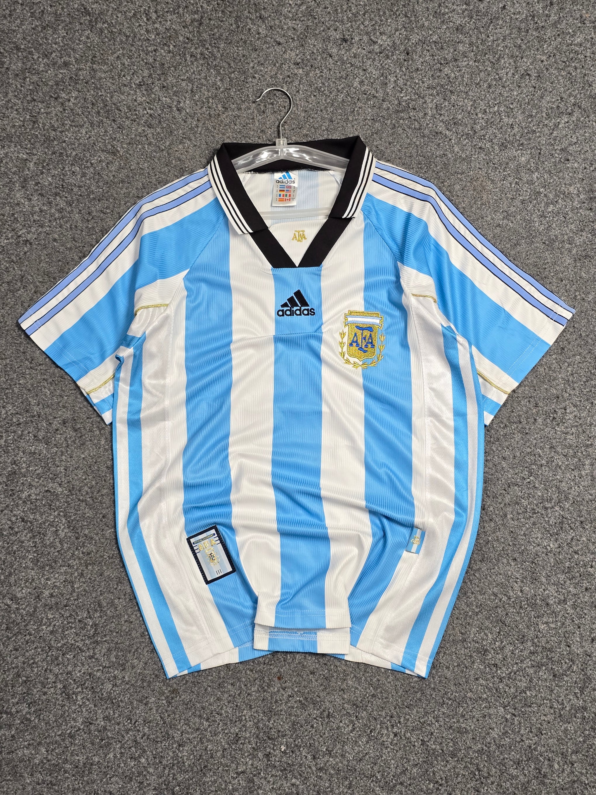ARGENTINA 1998 HOME