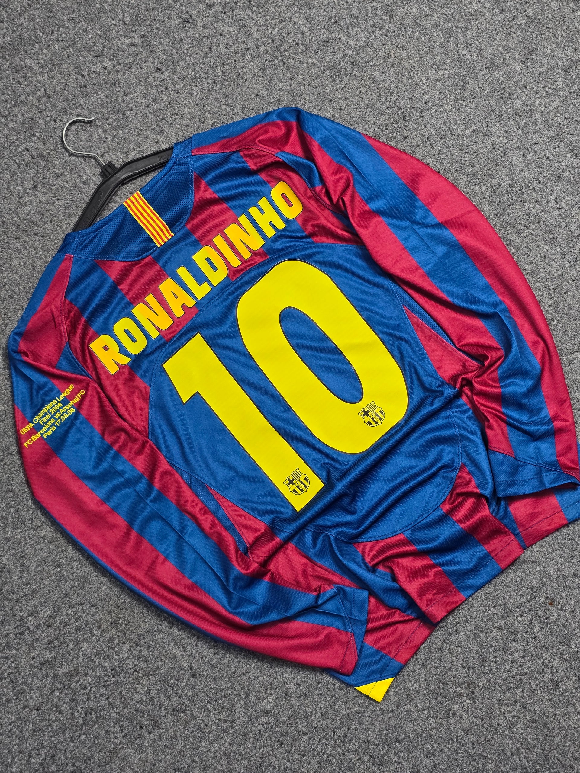 FC Barcelona 2006 HOME