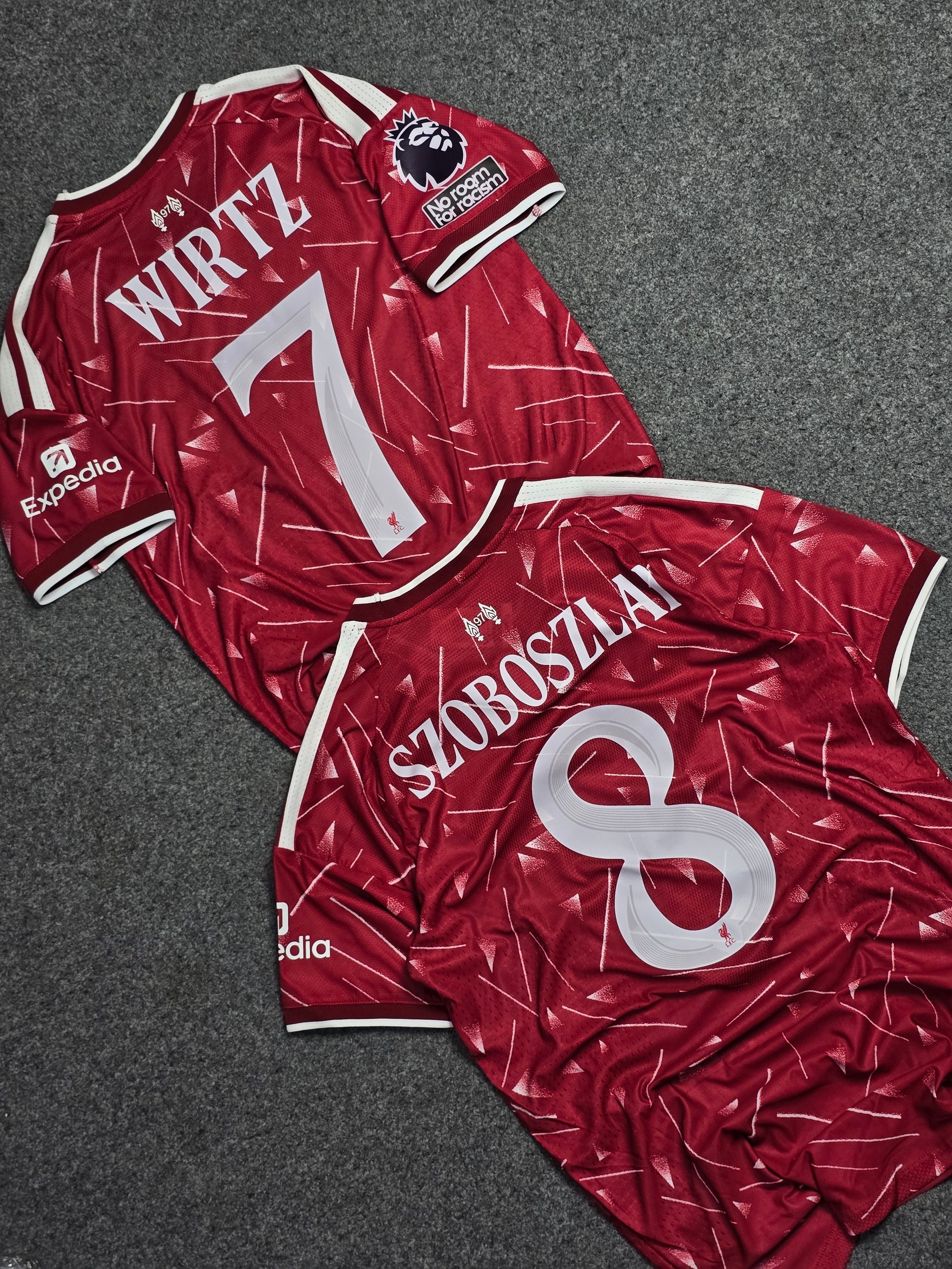 LIVERPOOL 2026-27 HOME PLAYER VERSION (Writz/Szoboszlai)