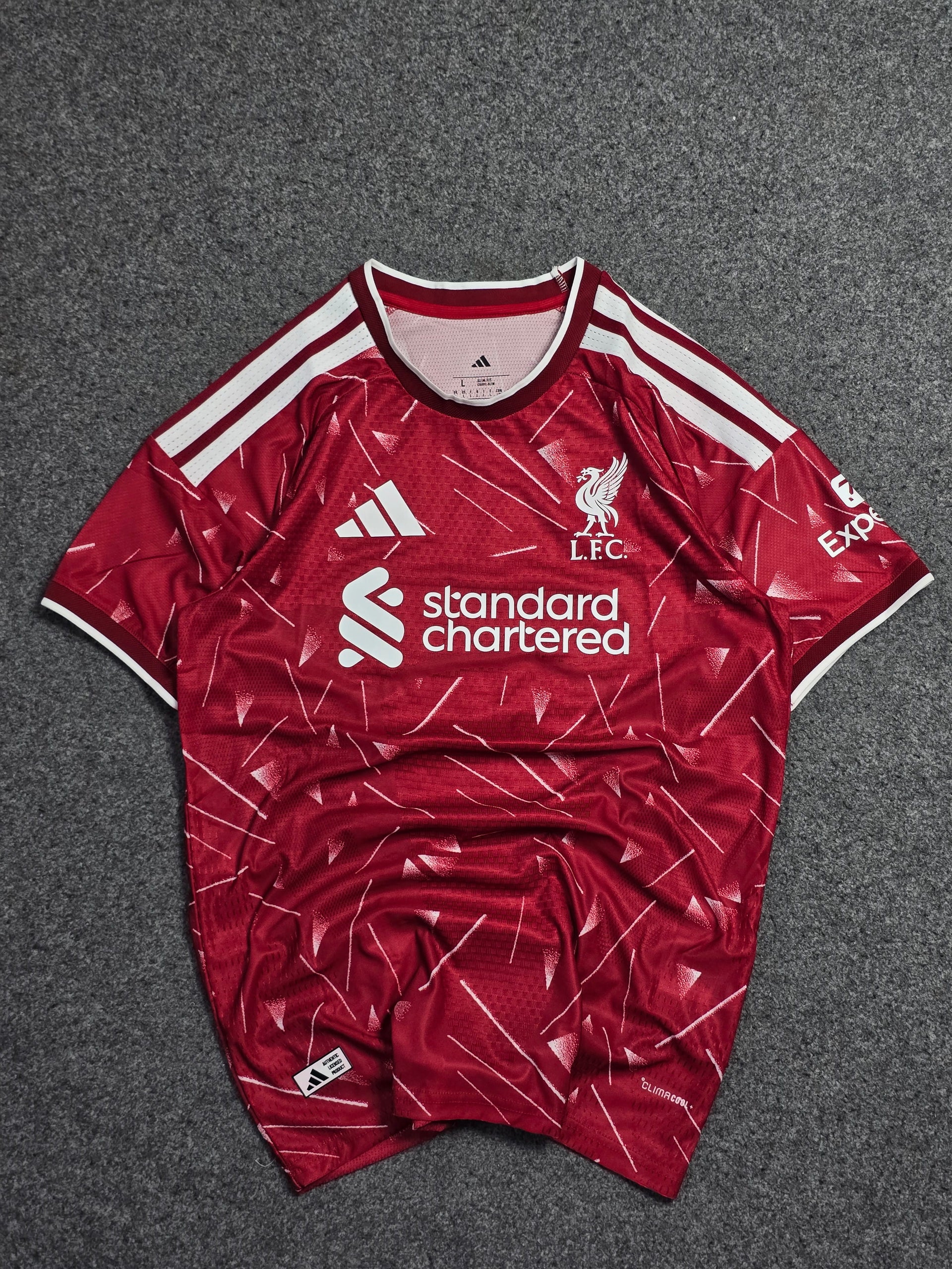 LIVERPOOL 2026-27 HOME PLAYER VERSION (Writz/Szoboszlai)