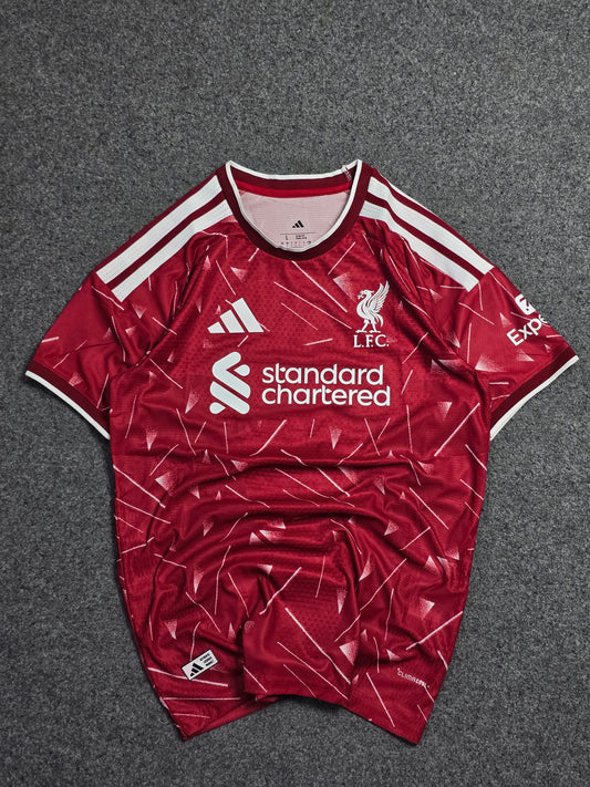 LIVERPOOL 2026-27 HOME PLAYER VERSION (Writz/Szoboszlai)