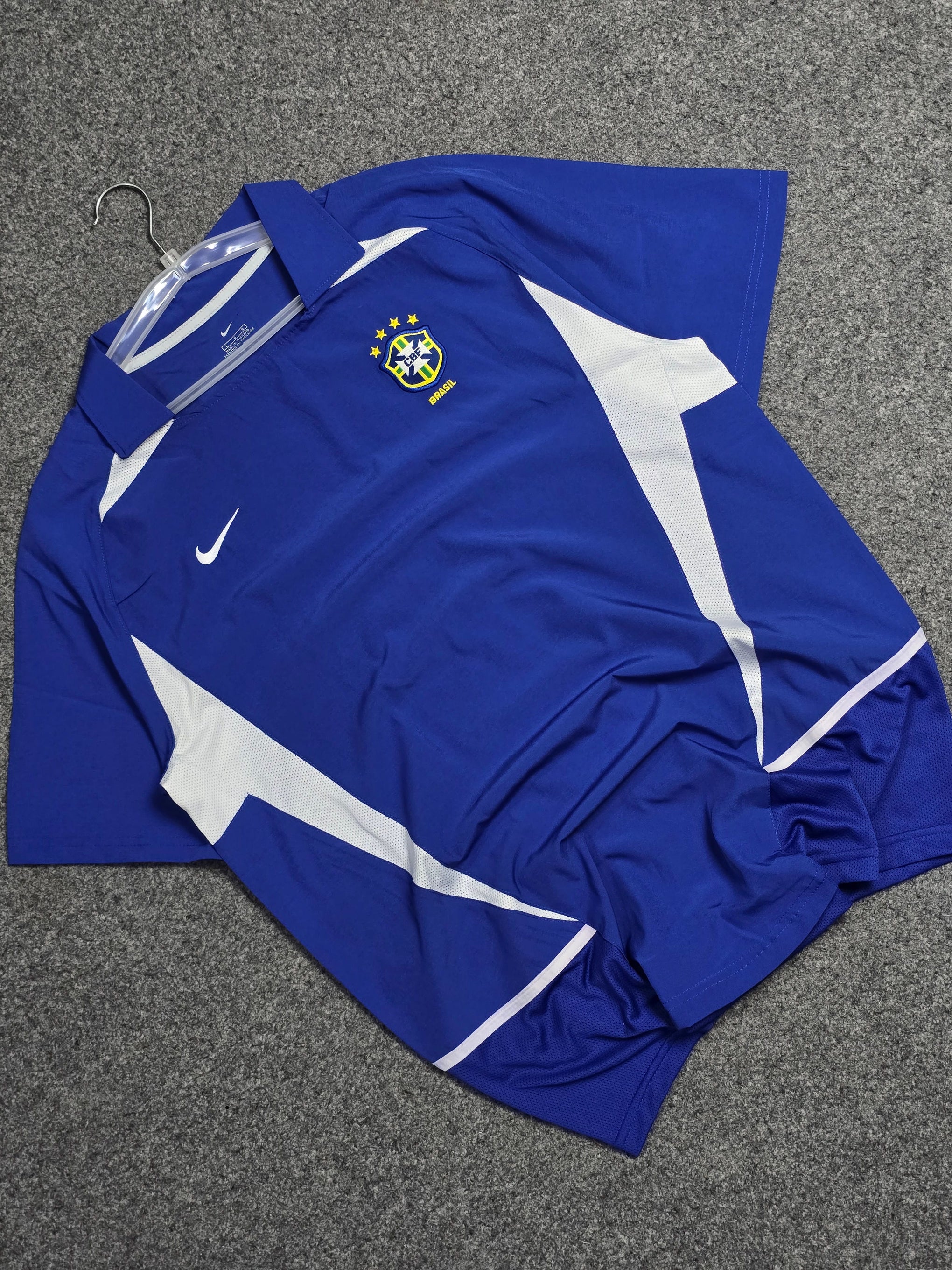 BRAZIL 2002 AWAY