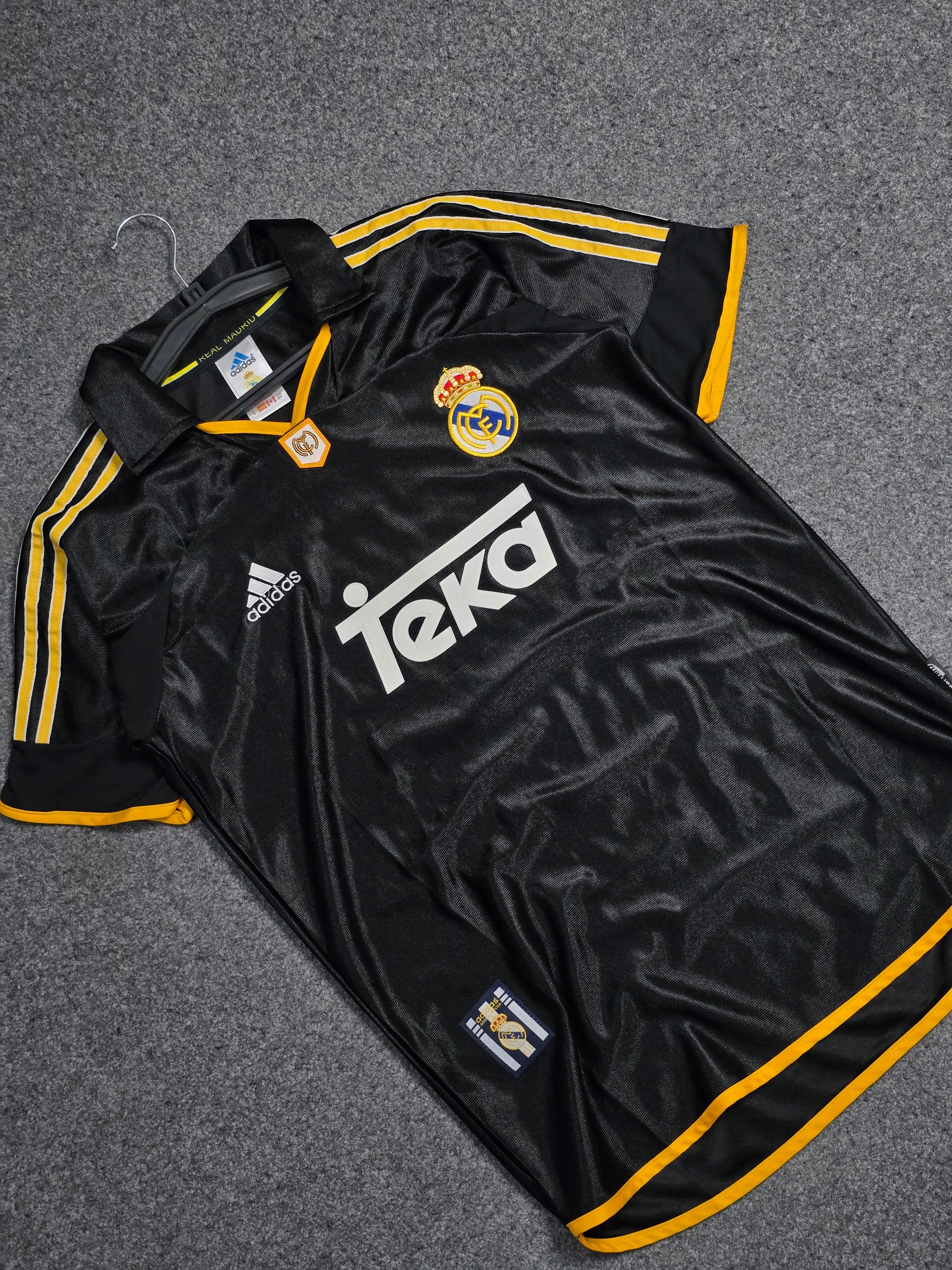 REAL MADRID 1999-00 AWAY