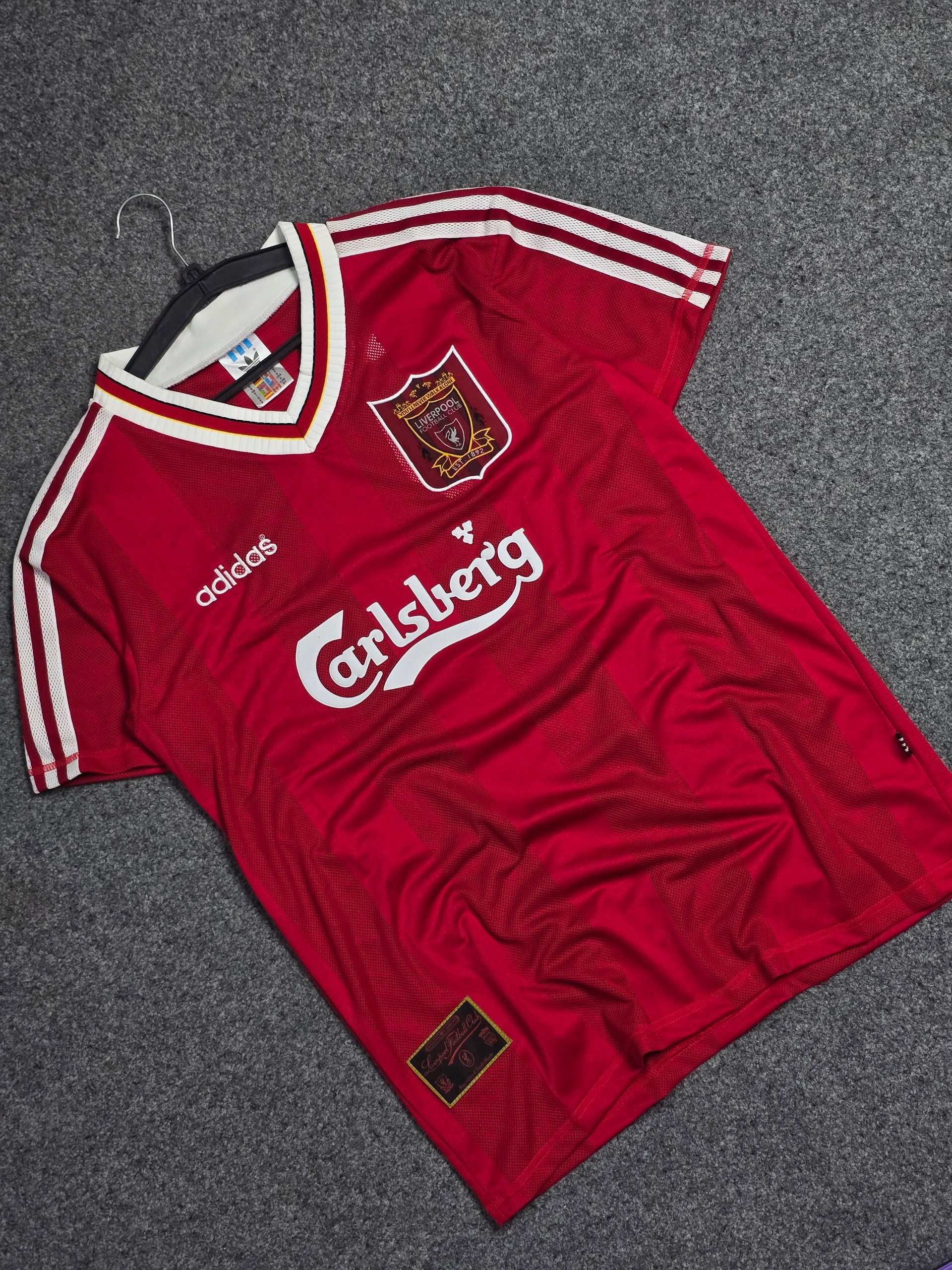 LIVERPOOL 1995-96 HOME