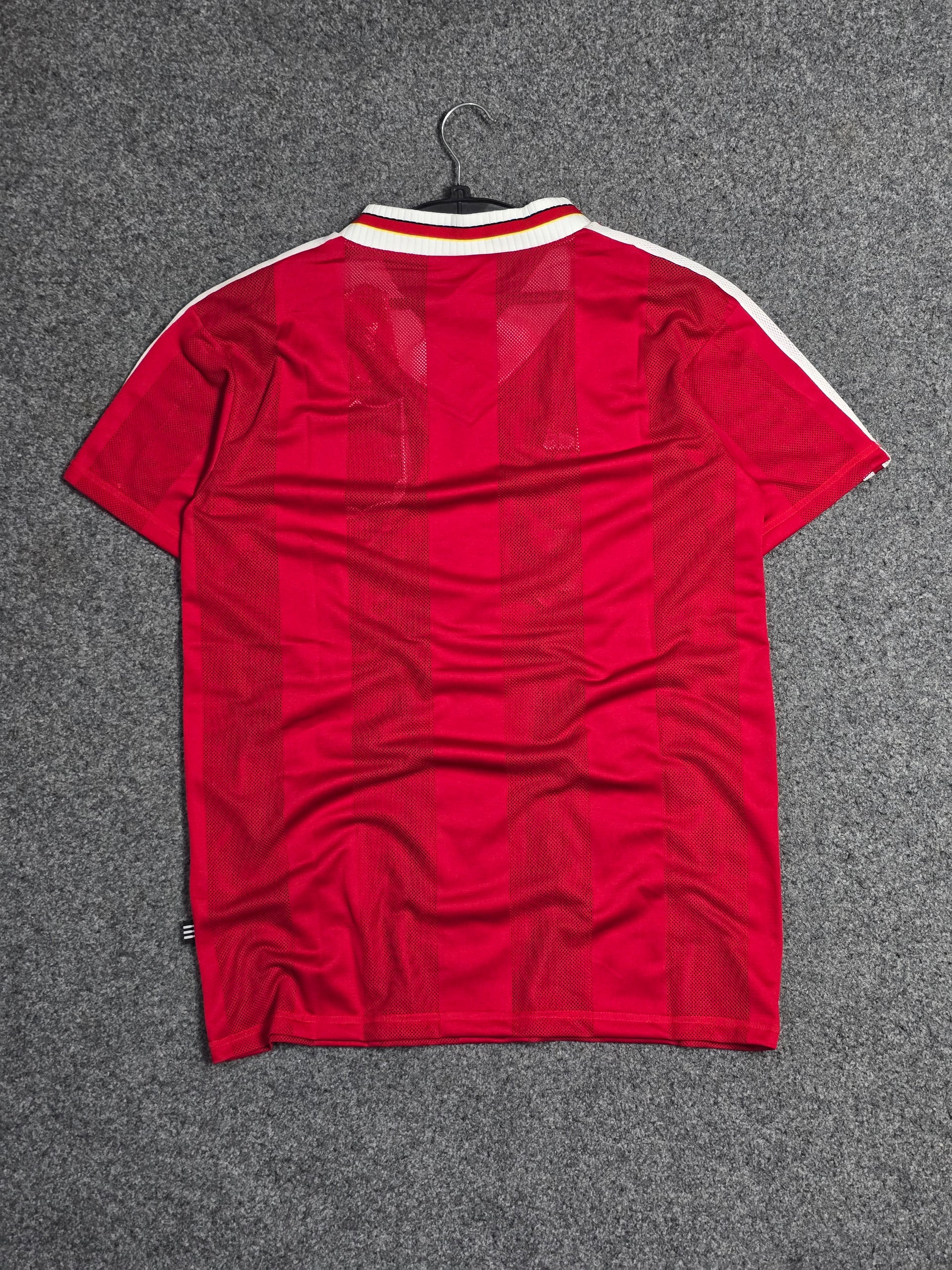 LIVERPOOL 1995-96 HOME