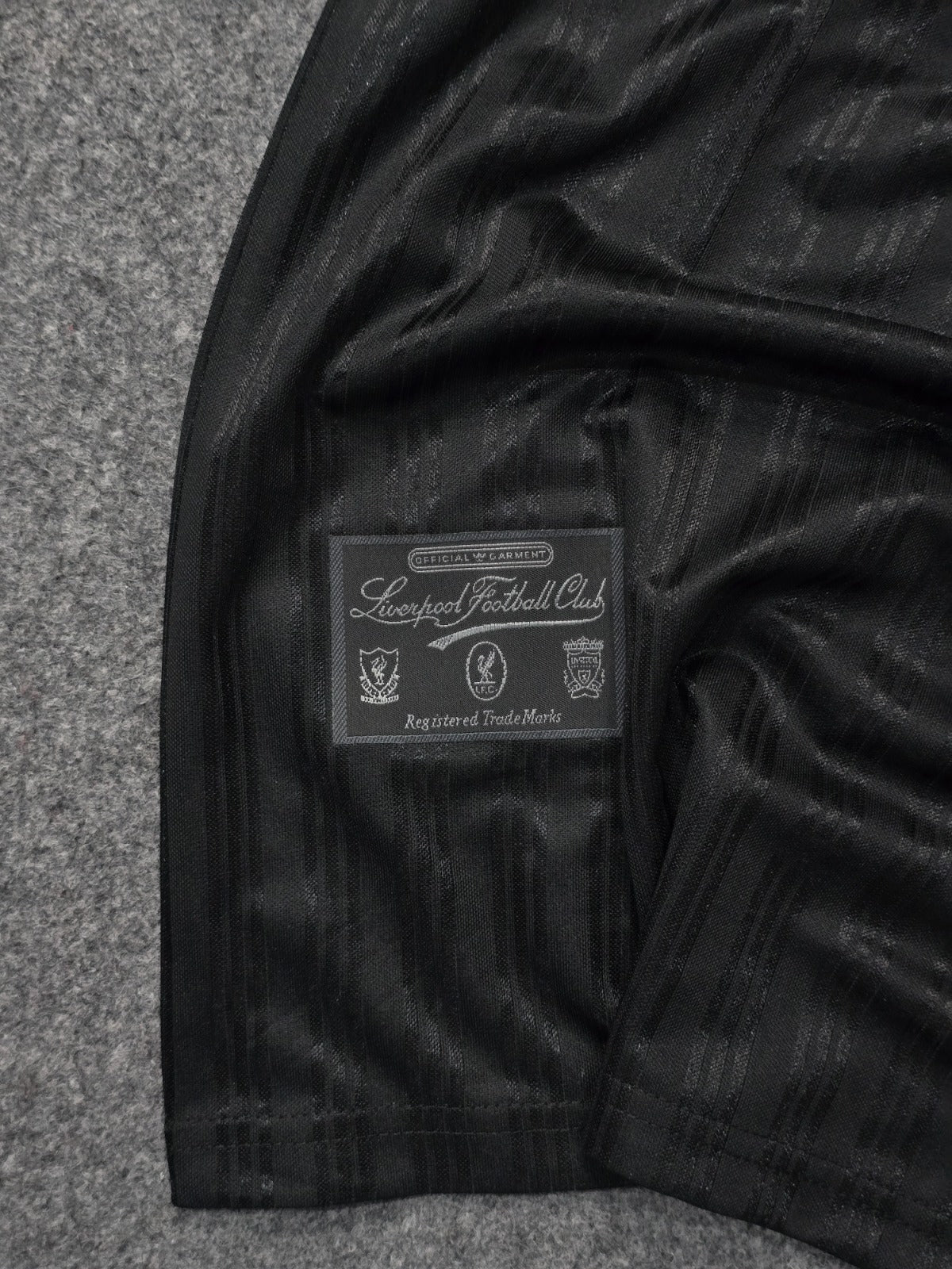 LIVERPOOL SPECIAL EDITION BLACK