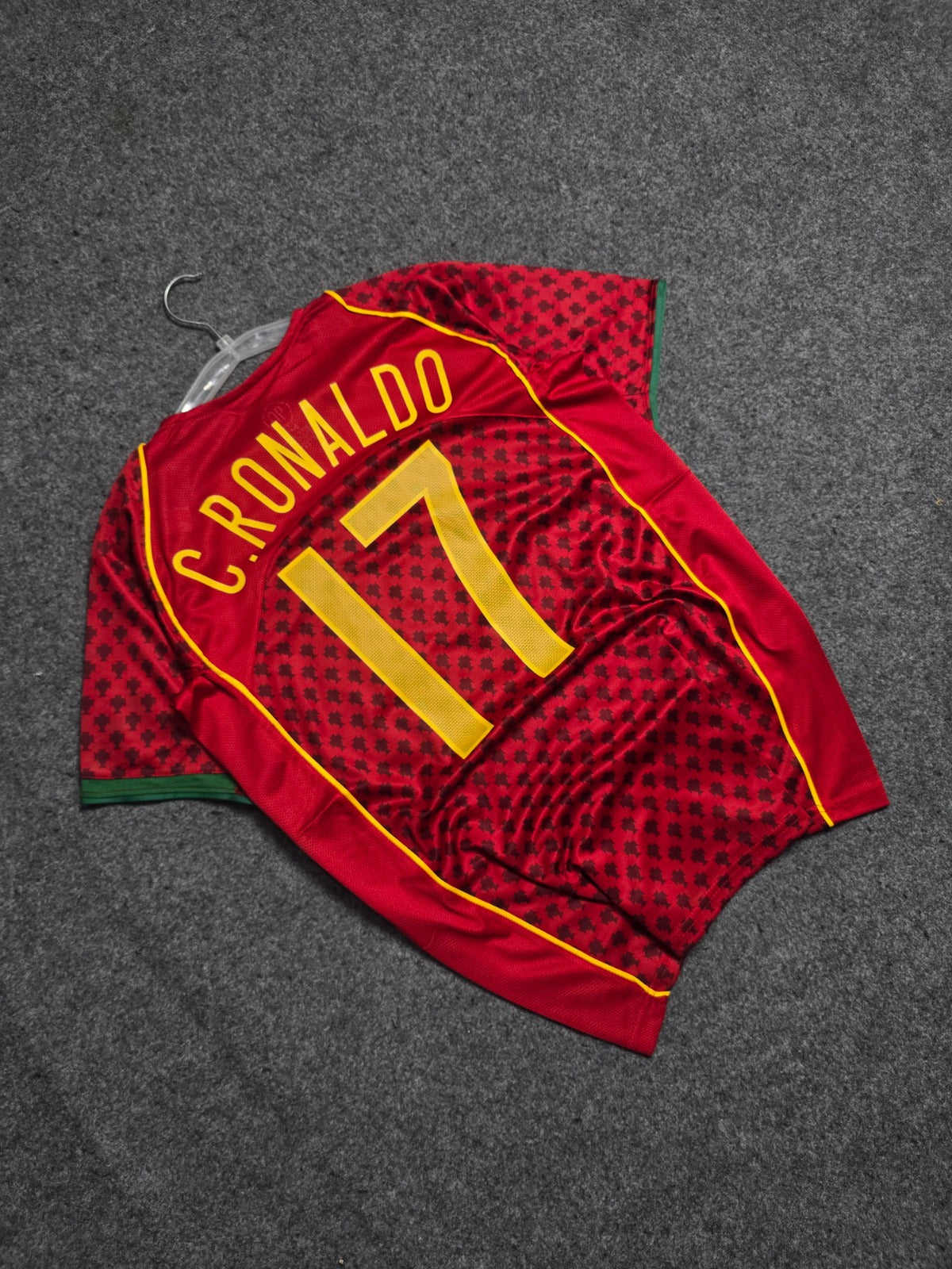 PORTUGAL 2004 HOME (RONALDO)