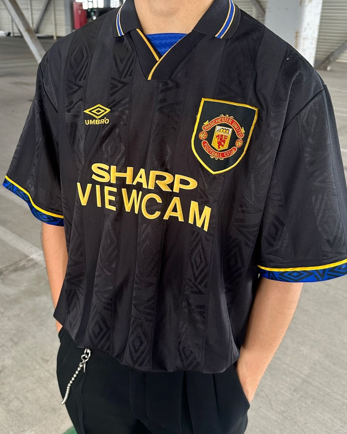 MAN UNITED 1993-94 AWAY (CANTONA)