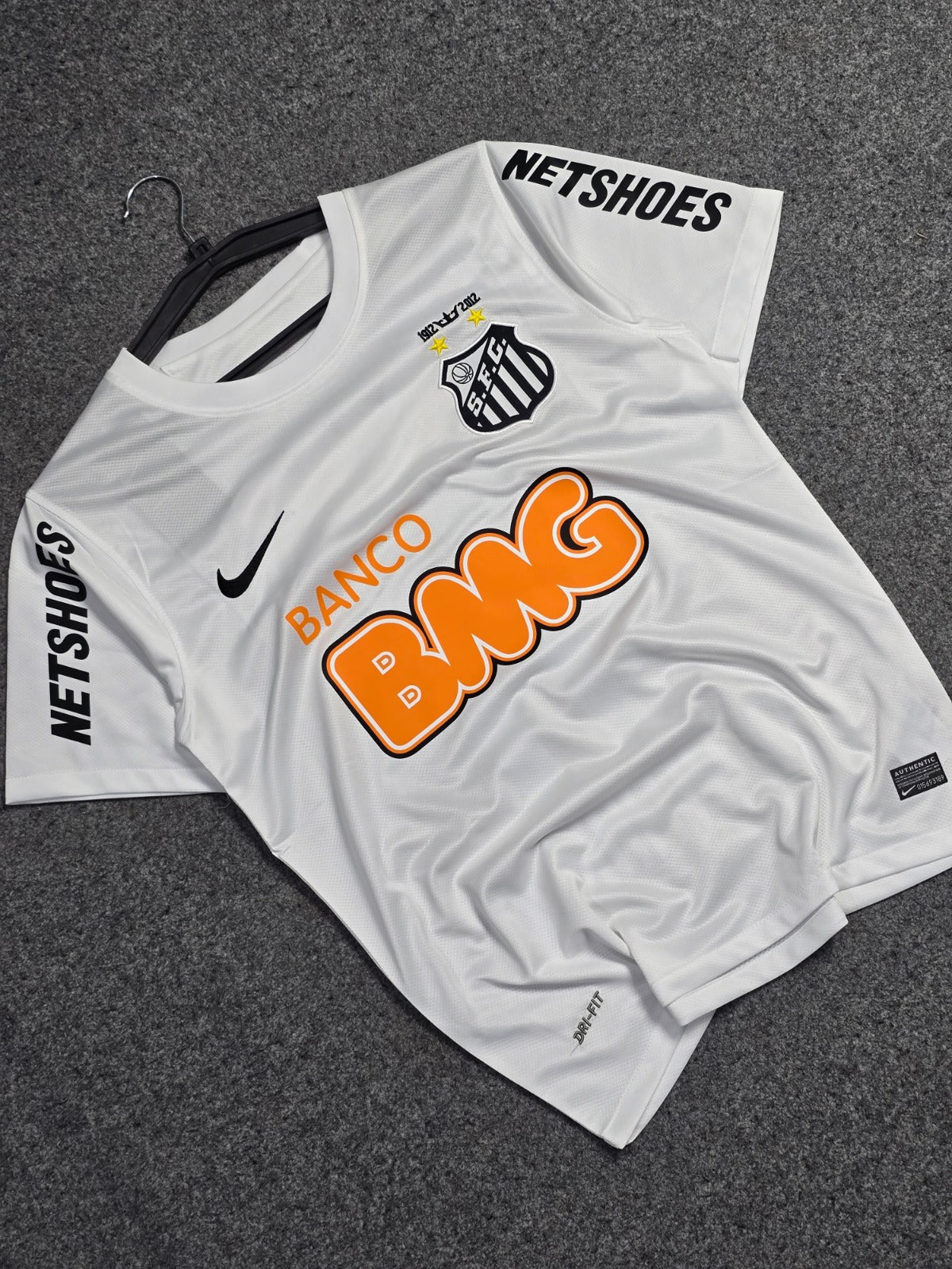 SANTOS 2011-12 HOME (NEYMAR)