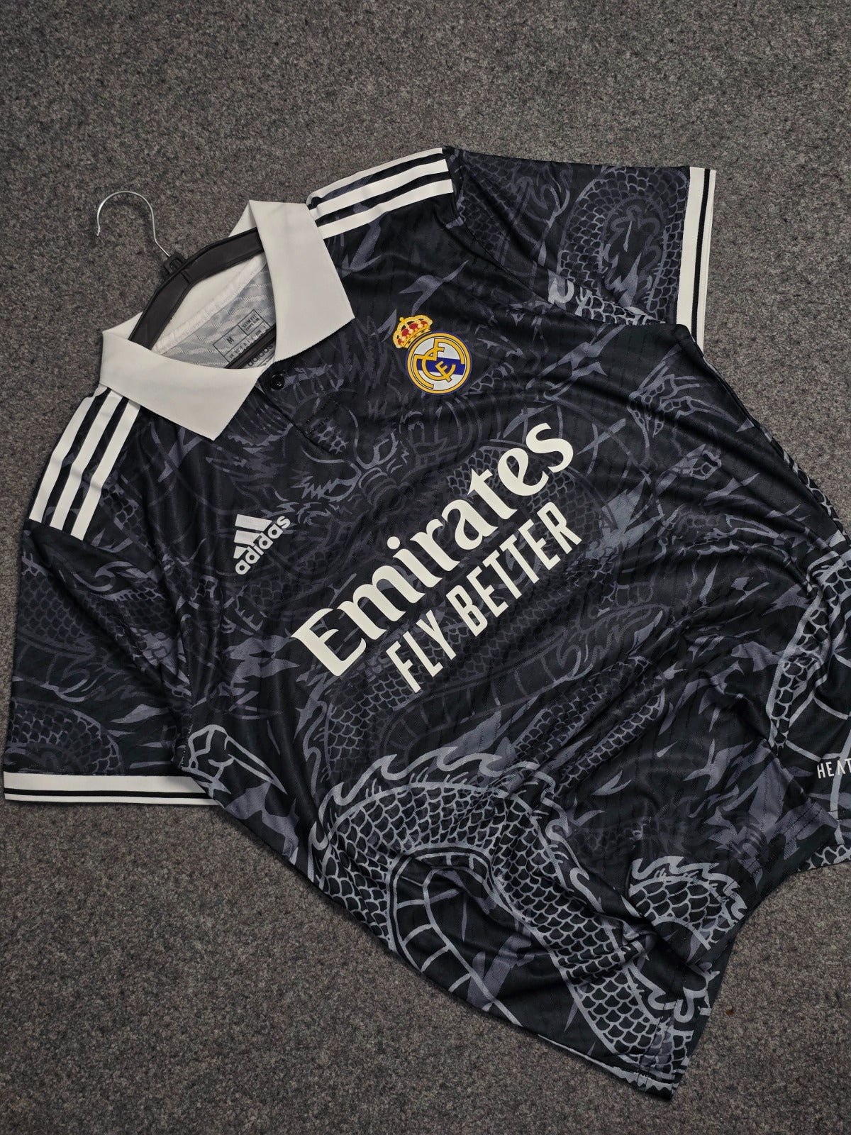 REAL MADRID 2022-23 BLACK DRAGON (RONALDO)