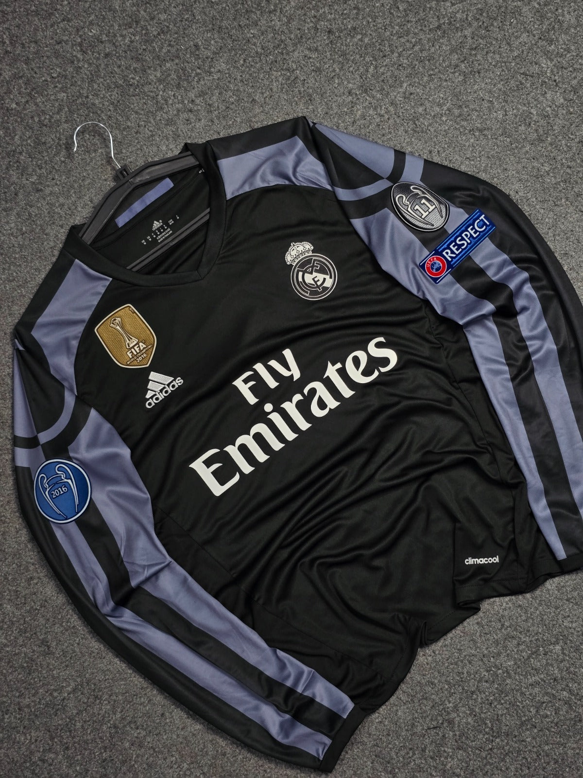 REAL MADRID 2016-17 THIRD FULL SLEEVE (RONALDO 7)