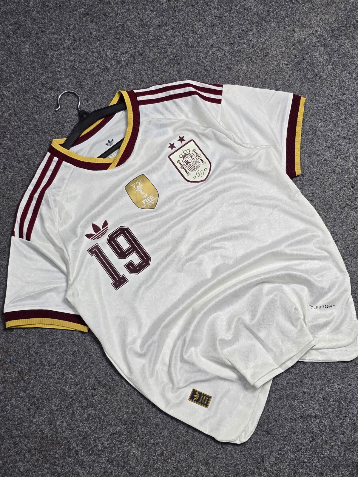 (LAMINE YAMAL) SPAIN AWAY WORLD CUP 2026 WINNER (2 STAR) JERSEY