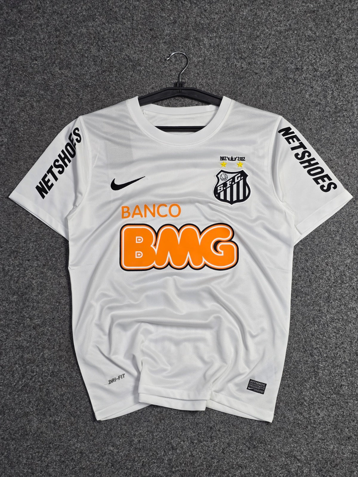 SANTOS 2011-12 HOME (NEYMAR)
