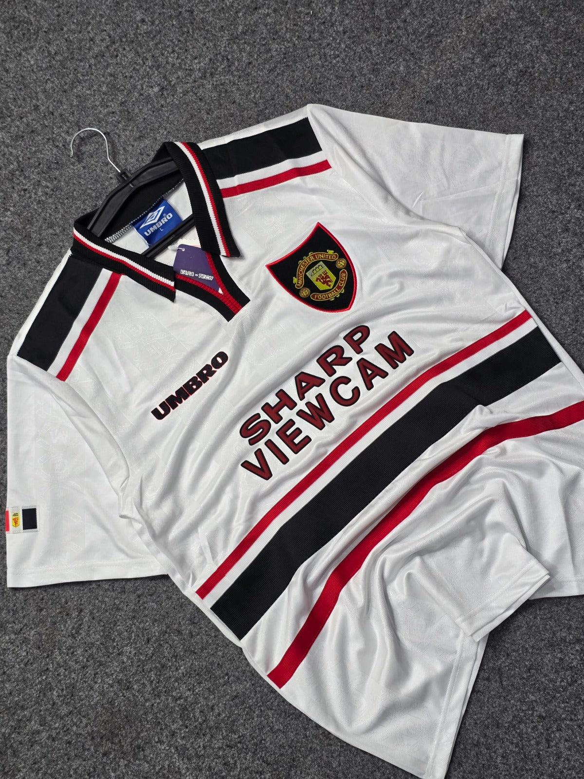 MAN UNITED 1998-99 AWAY SHARP (BECKHAM)