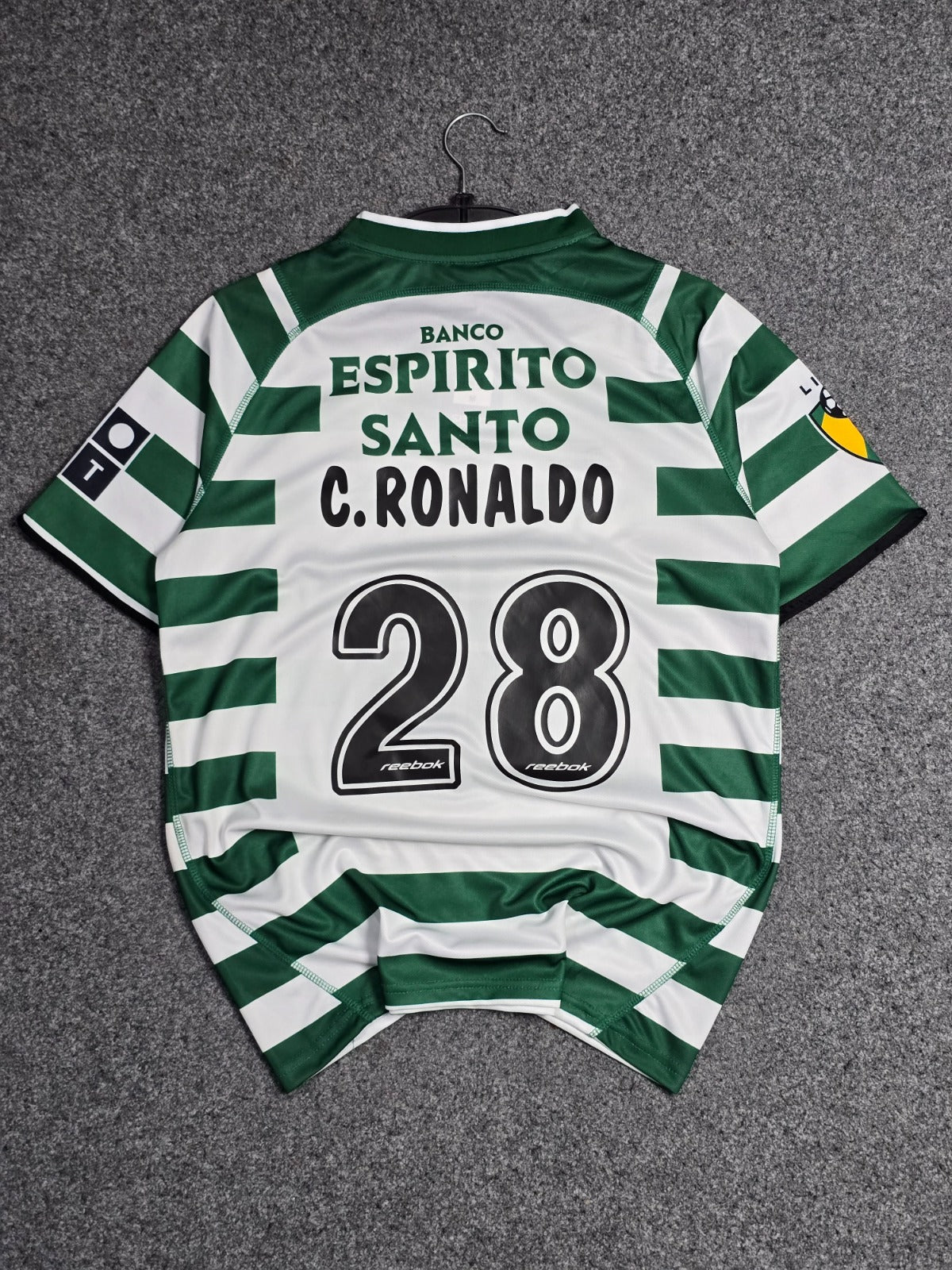 SPORTING 2002-03 HOME (RONALDO)