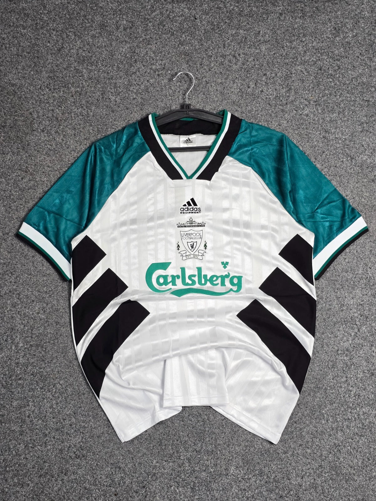 Liverpool 1993-95 Away