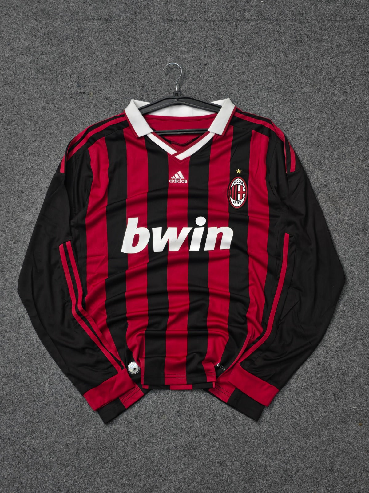 AC MILAN 2009-10 HOME (RONALDINHO)
