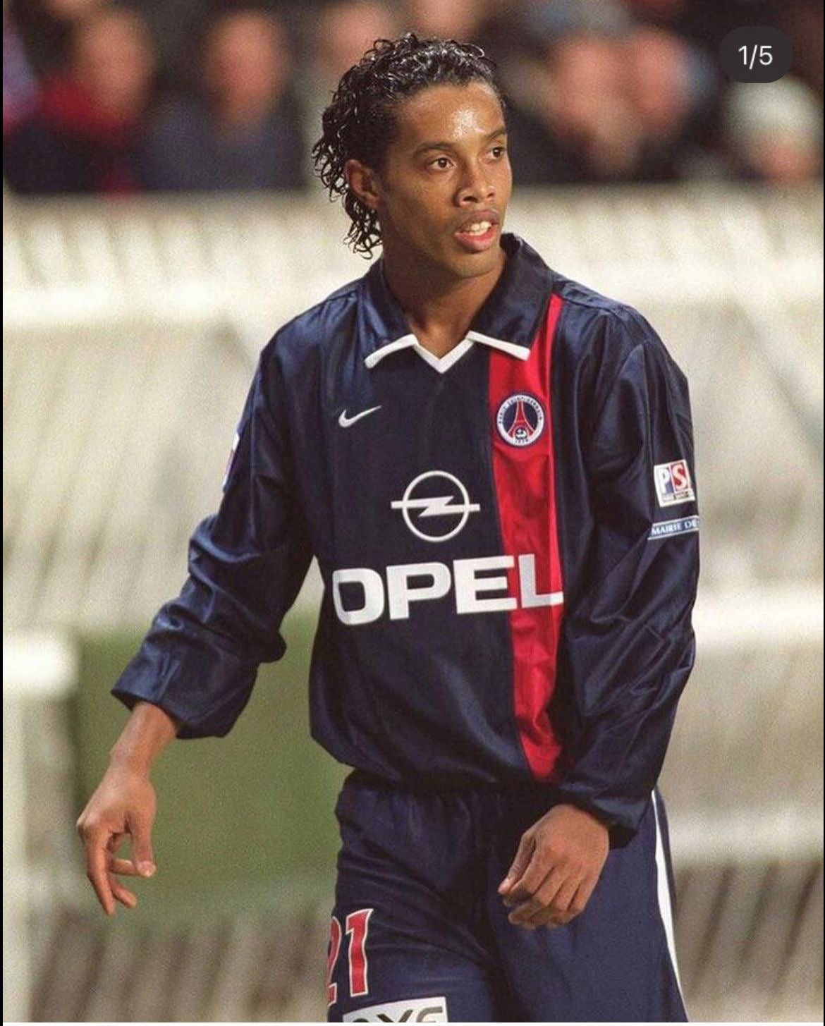 PSG 2001-02 HOME (RONALDINHO)