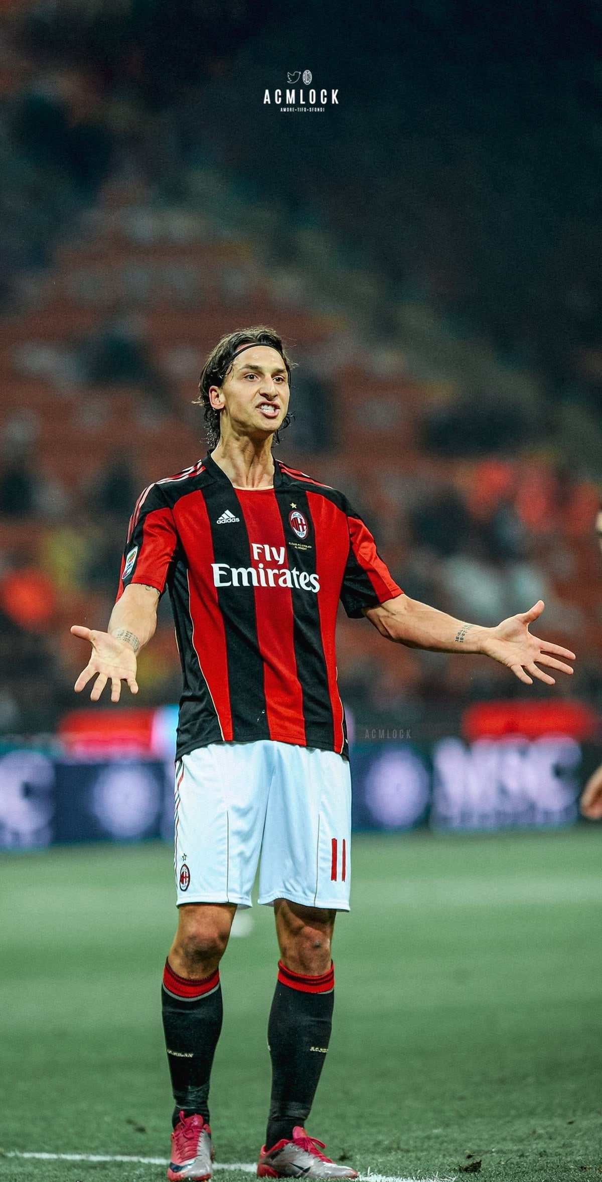AC MILAN 2010-11 HOME