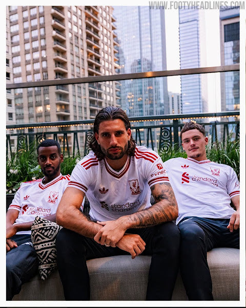 LIVERPOOL AWAY 2026-27 (SZOBOSZLAI)