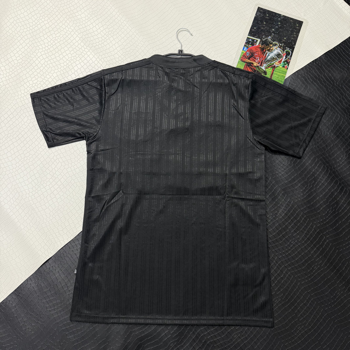LIVERPOOL SPECIAL EDITION BLACK