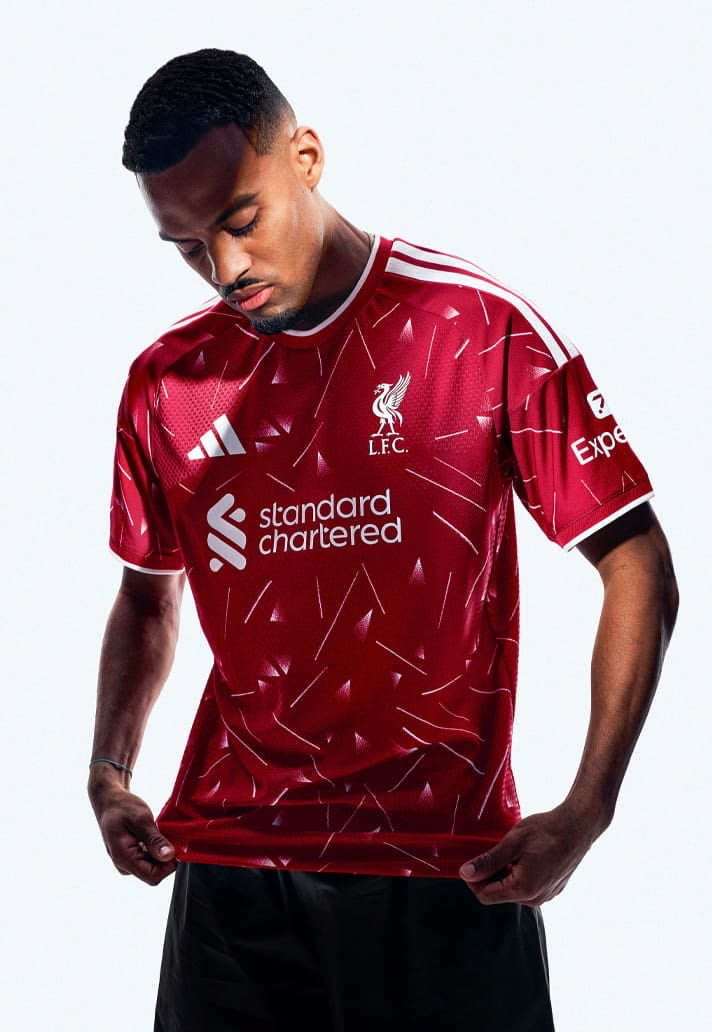 LIVERPOOL 2026-27 HOME PLAYER VERSION (Writz/Szoboszlai)