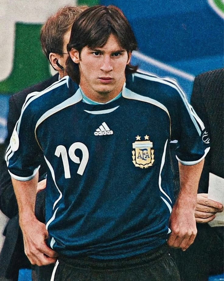 ARGENTINA 2006 (MESSI) AWAY JERSEY
