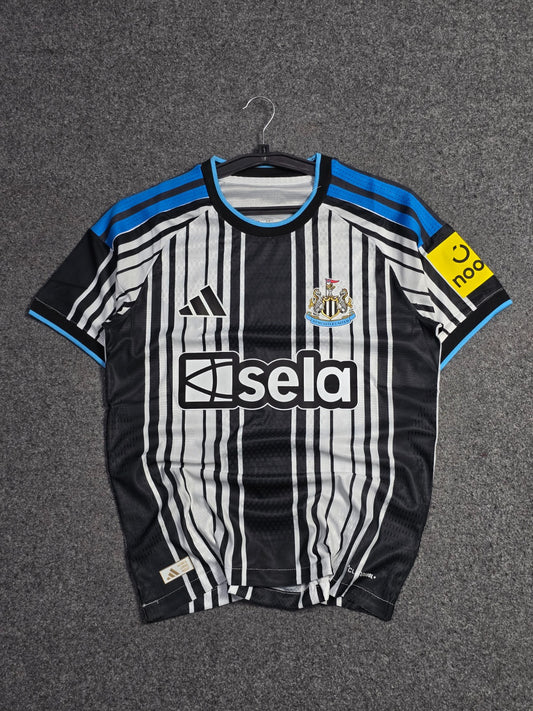 NEW CASTLE HOME 2026-27 PLAYER VERSION