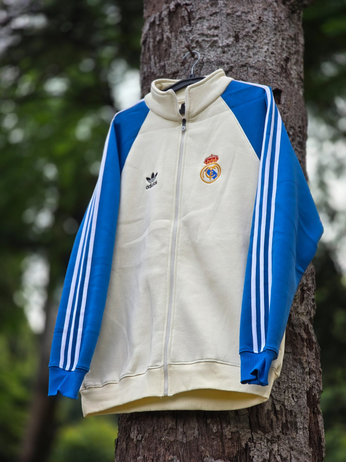 REAL MADRID EXCLUSIVE  ZIPPER