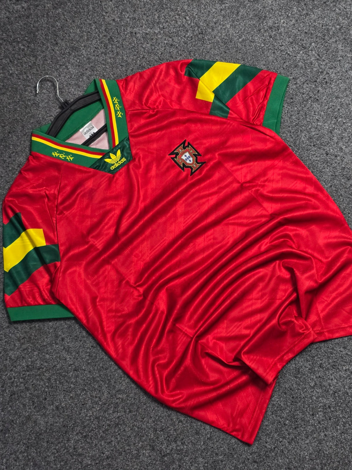 PORTUGAL 1992-94 HOME
