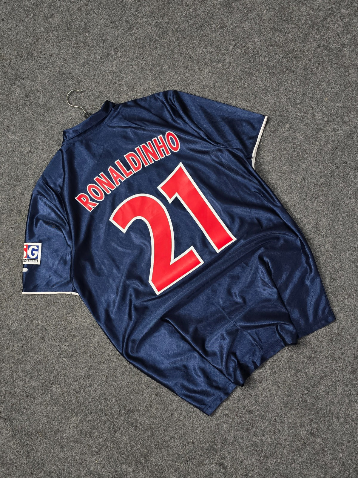 PSG 2001-02 HOME (RONALDINHO)