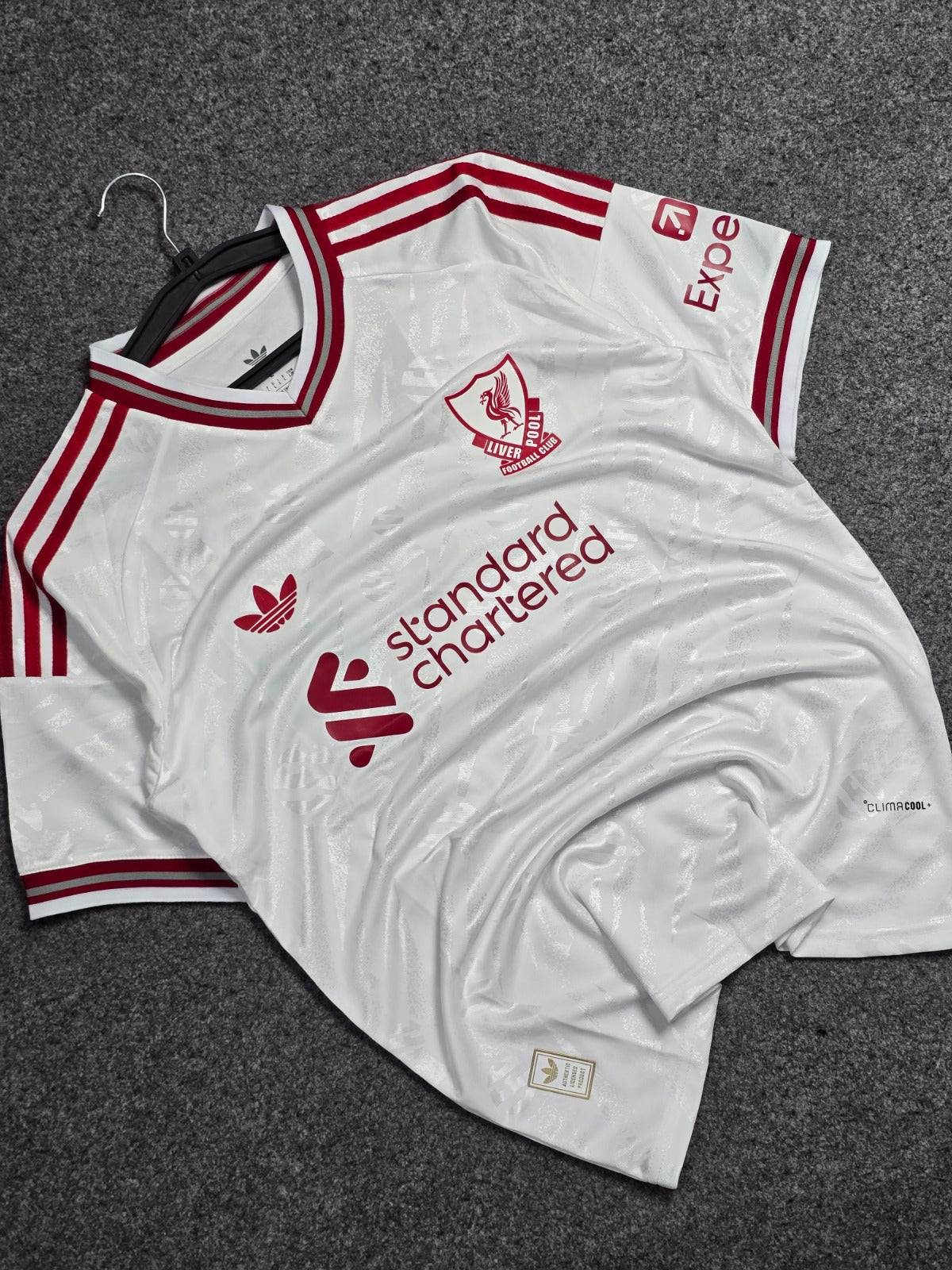 LIVERPOOL AWAY 2026-27 (SZOBOSZLAI)